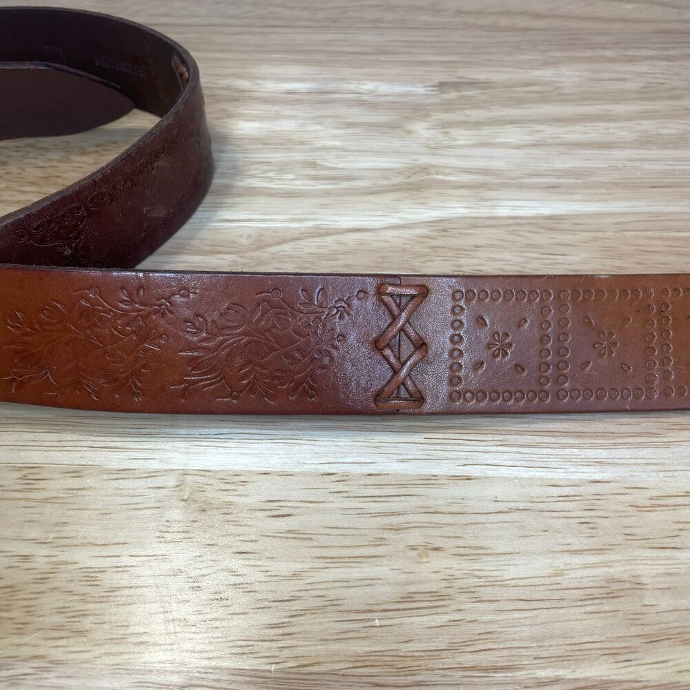 Fossil Patchwork Tooled Leather Western X Belt Wo… - image 2
